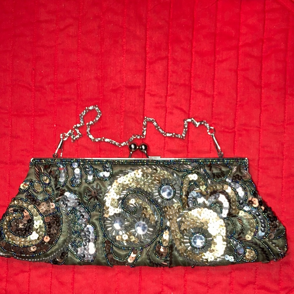 BEADED EVENING BAG perfect condition, fits phone, glasses, etc. $35 - Picture 2 of 11